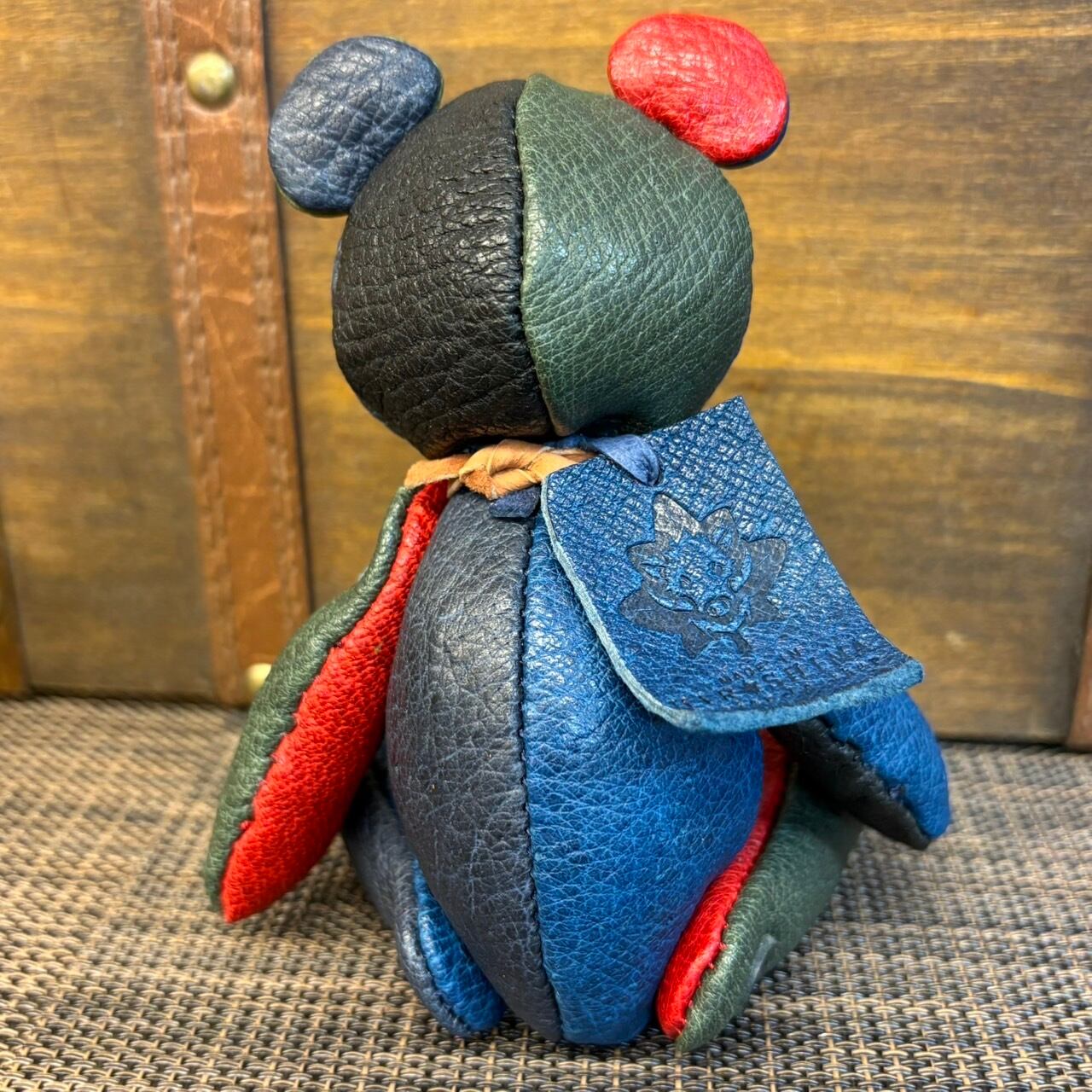 【ジビエレザー猪革】のベルベア★マイスターの手作り「ベルズベア」ダーク系カラフル　写真の1点販売です