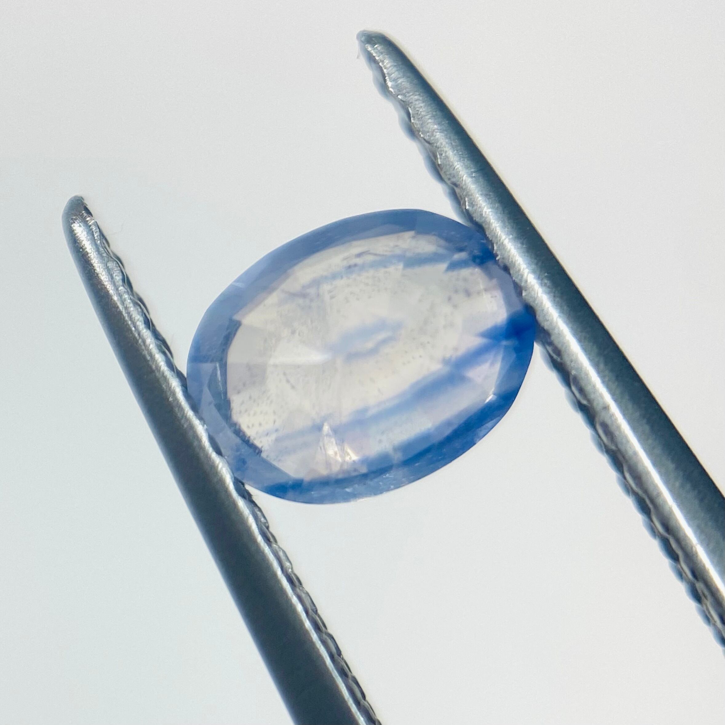 景色の見えるサファイア