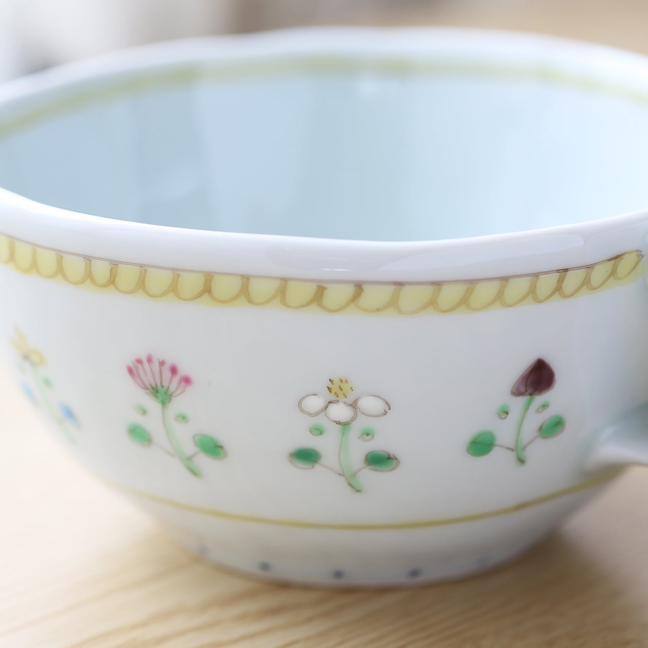 うつわ藍水 ｜ カフェボール 花暦（黄色） ｜ 波佐見焼 | にっこう生活