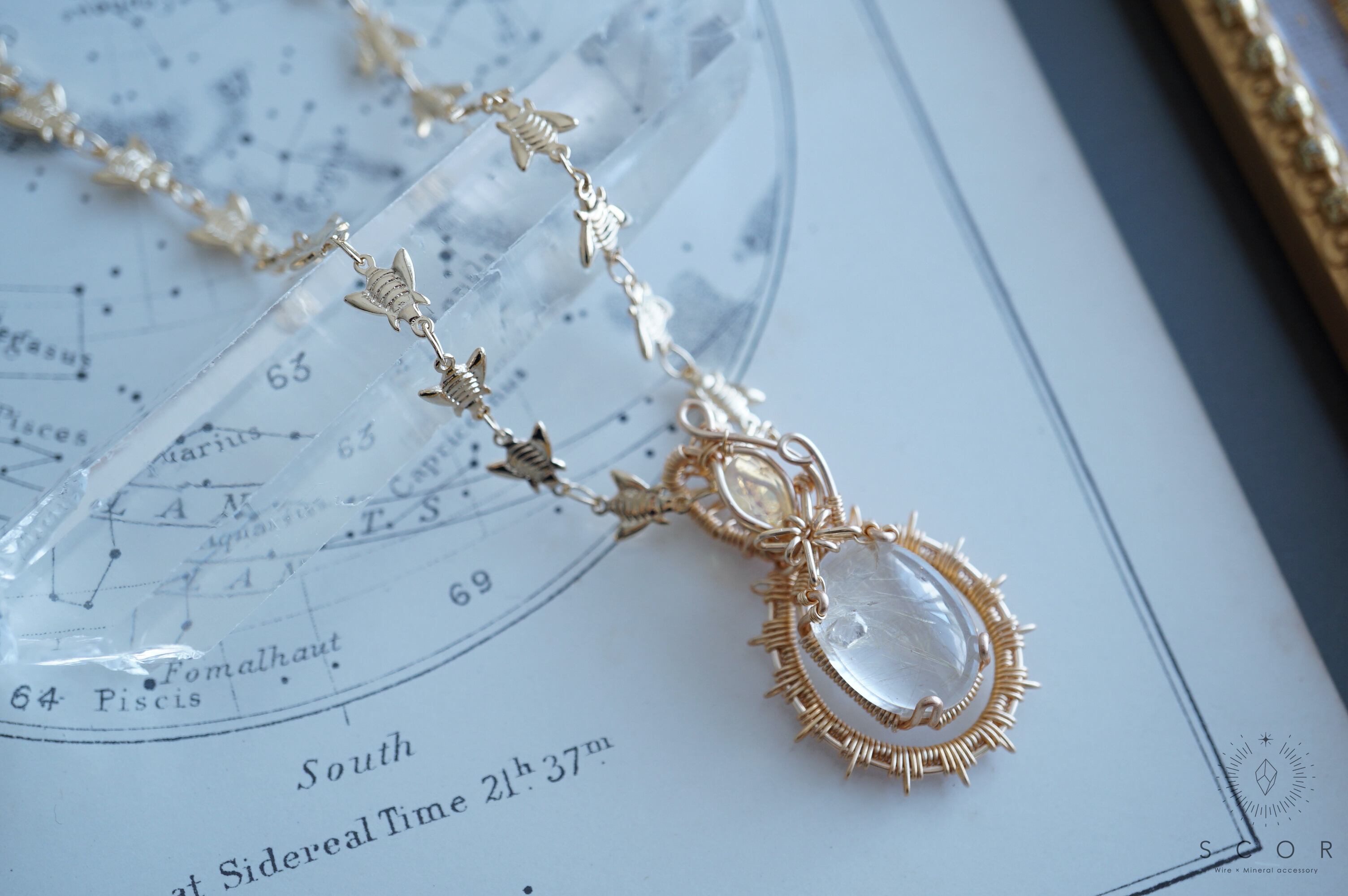 蜂さんデザインネックレス(dn3)（ゴールド・シルバー） | SCOR