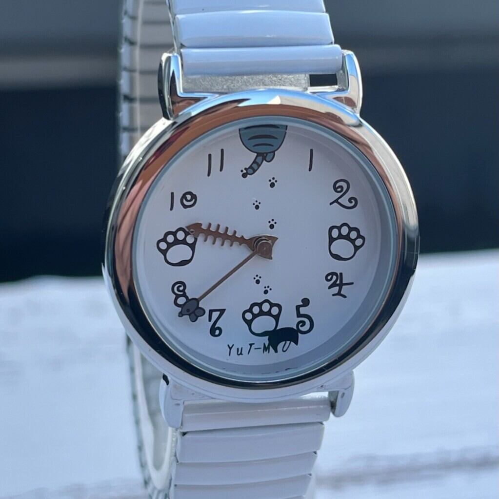 かわいいデザインのネコジャバラ時計 | NyanSuke77