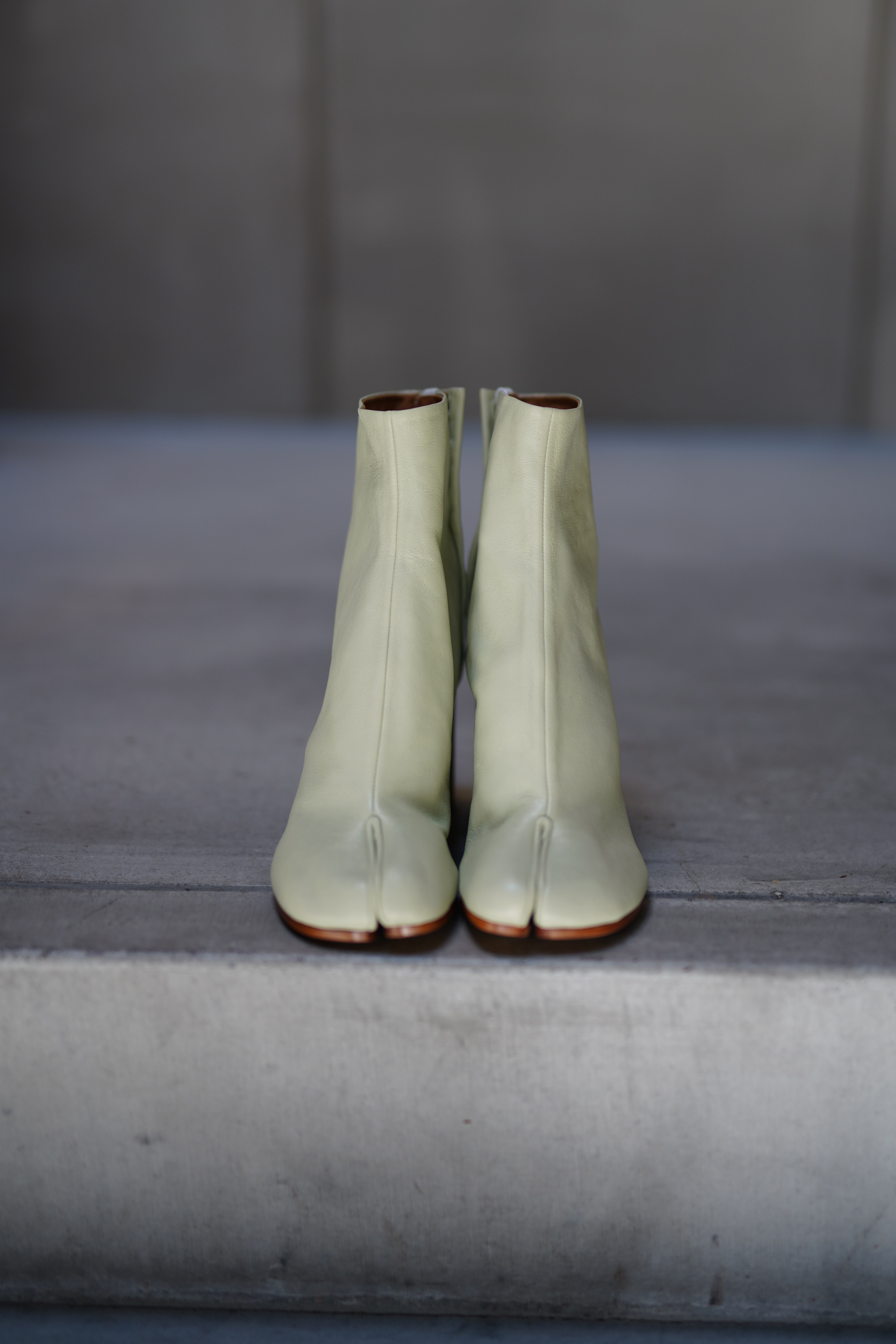 Maison Margiela / tabi vintage leather 