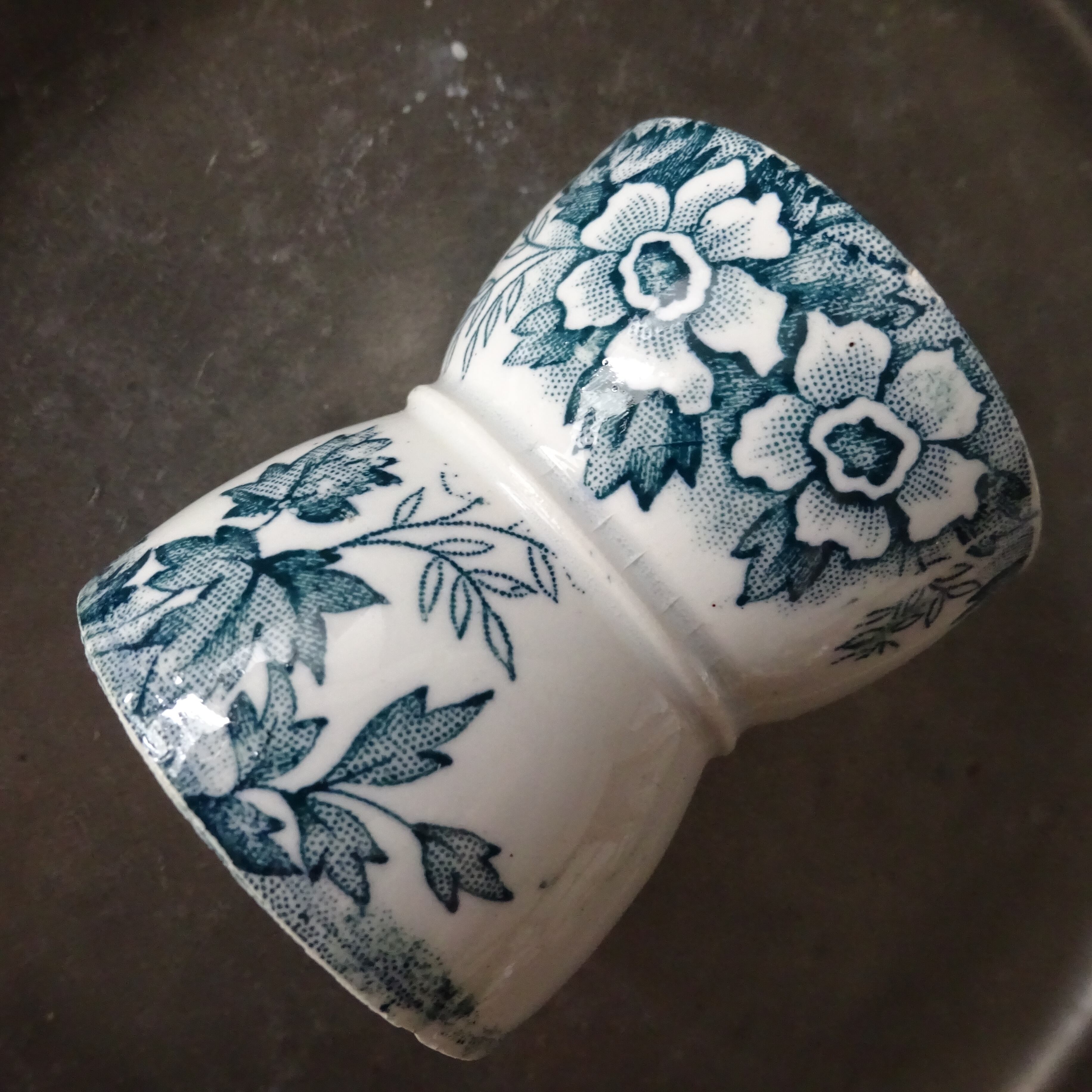 【 Nouveauté 】☆ St. Amand modèle《Marie-Louise》Coquetier diabolo (C)