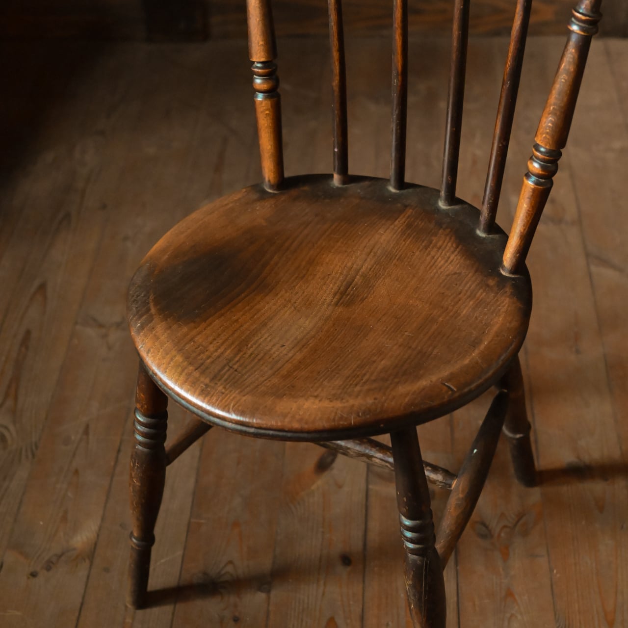 Ibex Chair / アイベックス チェア〈 キッチンチェア・ダイニング