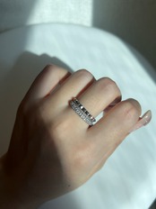 Studs ring