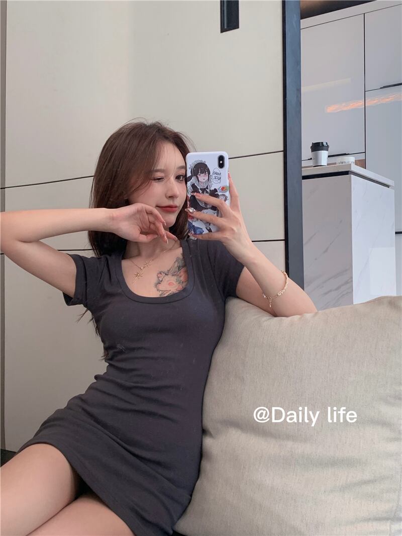 Tシャツ ドレス ショートスカート サマーグレー 夏物 ヨーロピアン ブラックストロベリース48158096987