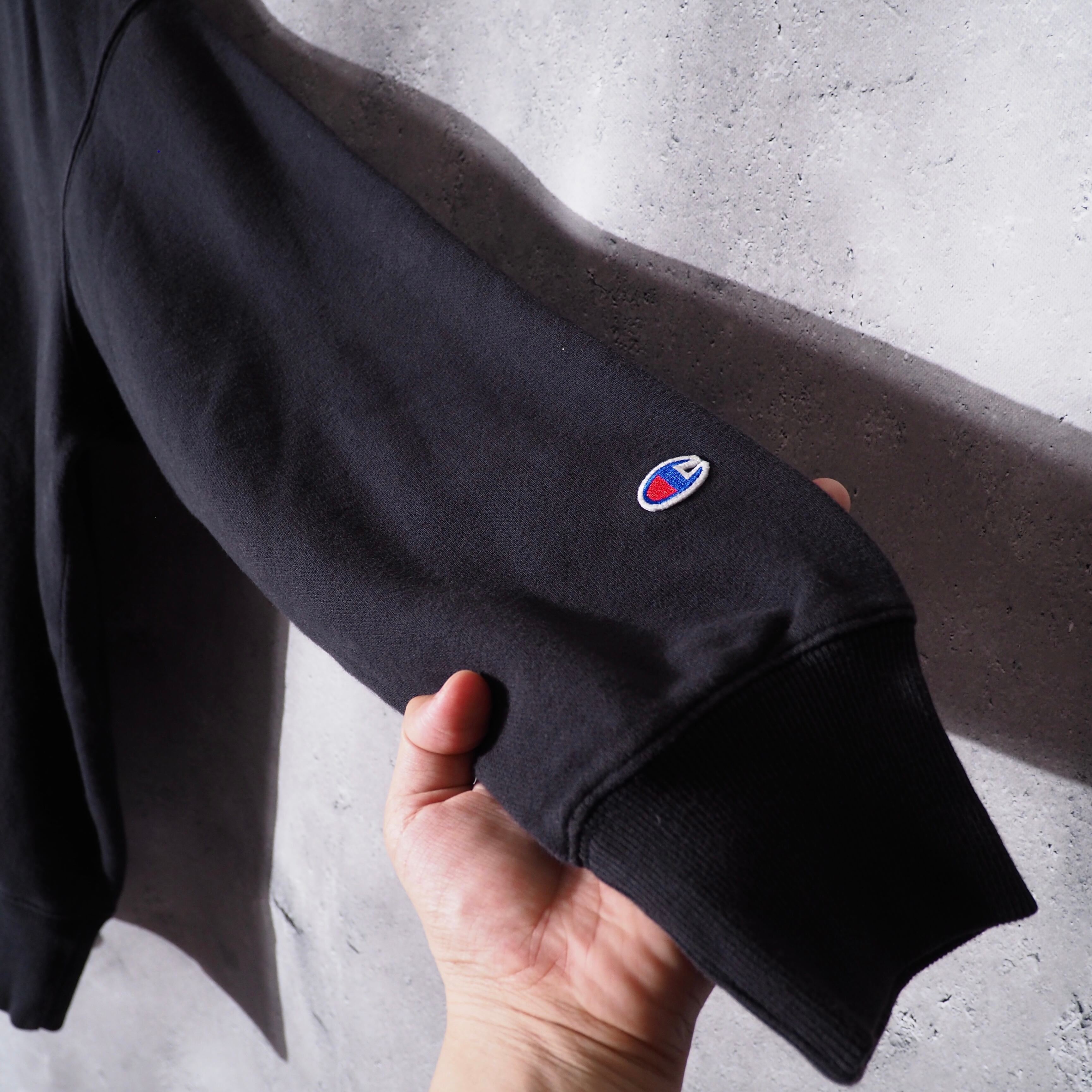 ” Champion ” logo printed sumikuro color sweat shirt