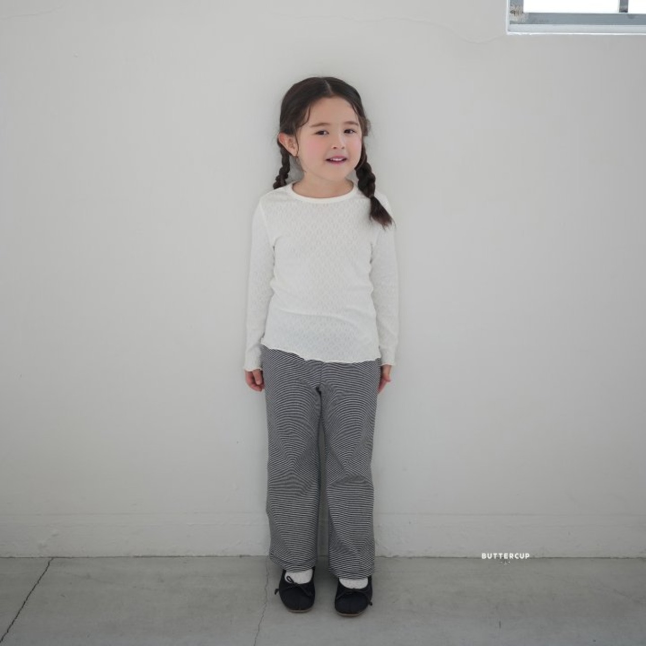 [BUTTERCUP] Rosie Eyelet Tee / [버터컵] 로지아일렛티