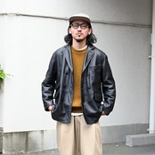 CCU(シーシーユー) レザー、YASHIKI(ヤシキ）ニットコーディネート