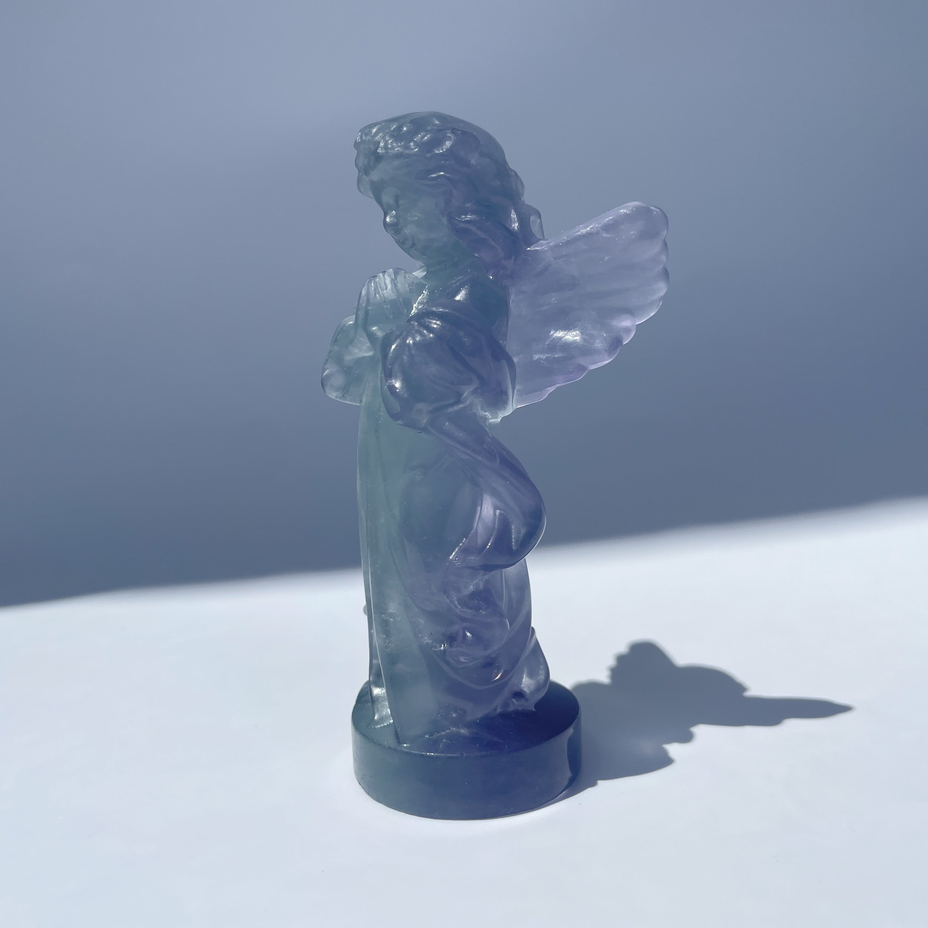 天然石天然フローライト エンジェル 彫刻置物｜癒し・守護・幻想カラー天然石 ブルーフローライトのスイートエンジェル12◇Fluorite Angel◇天然石