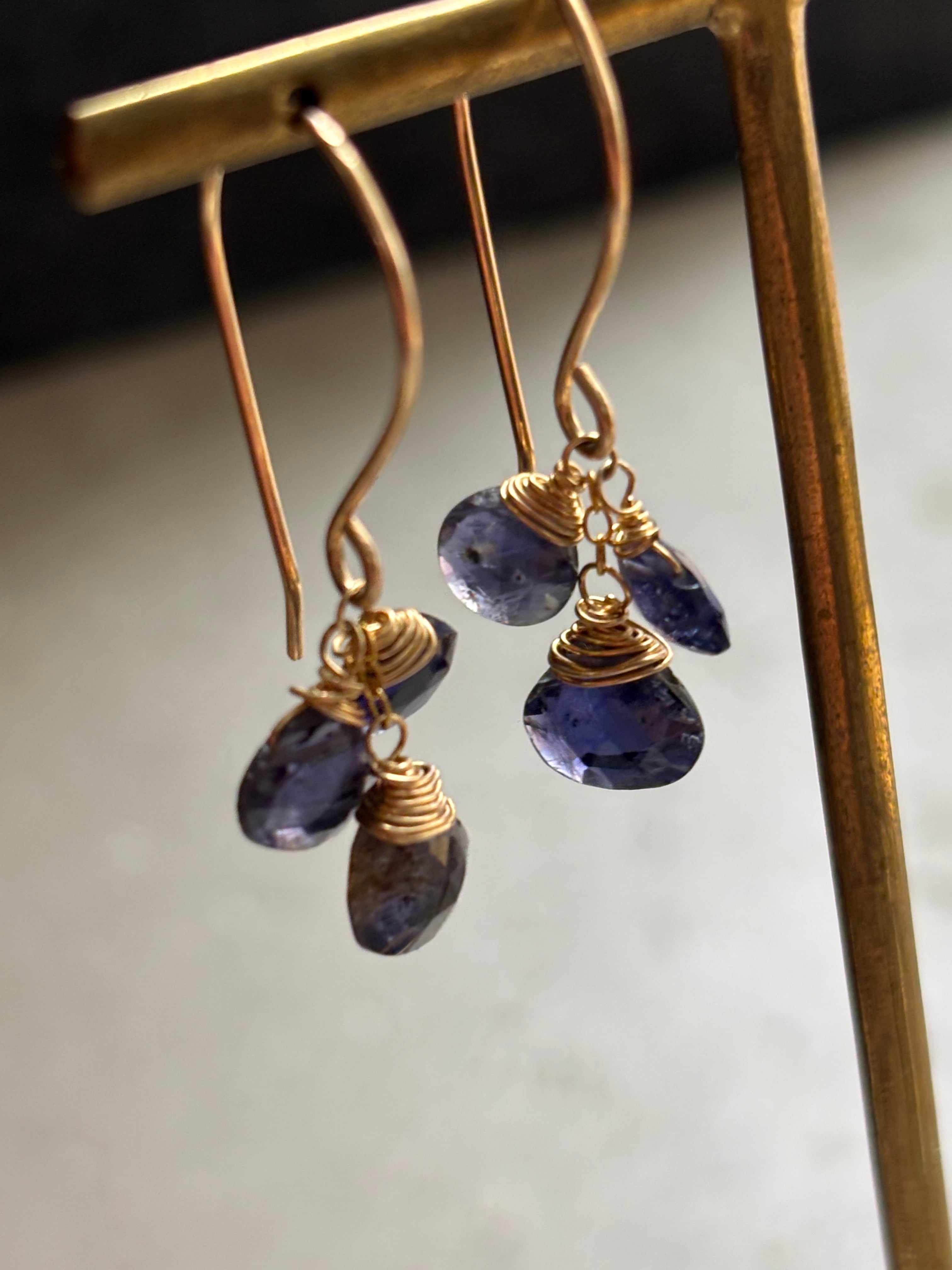 14kgf》アイオライトのピアス | mellow PLU