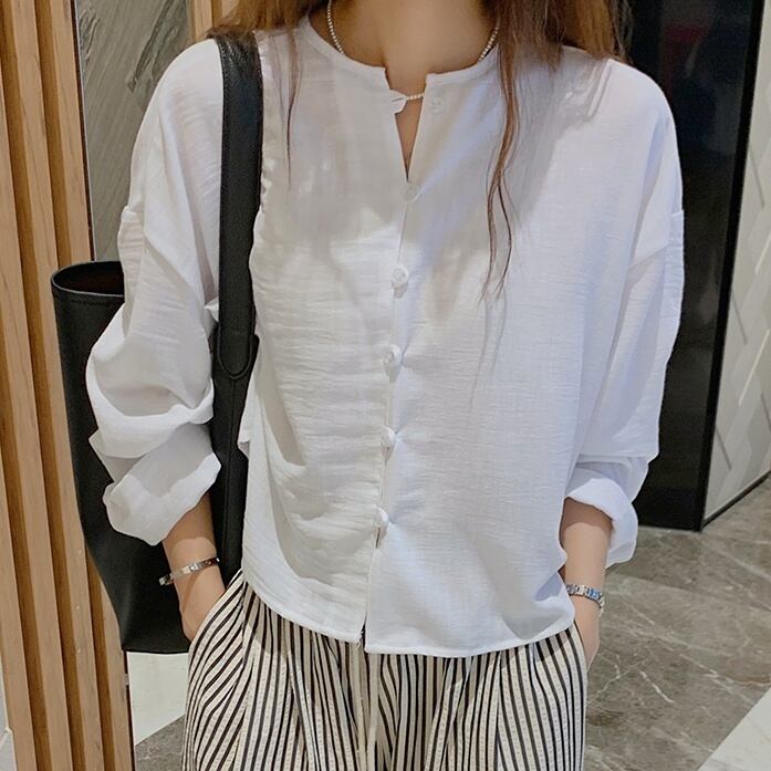 round neck simple shirt