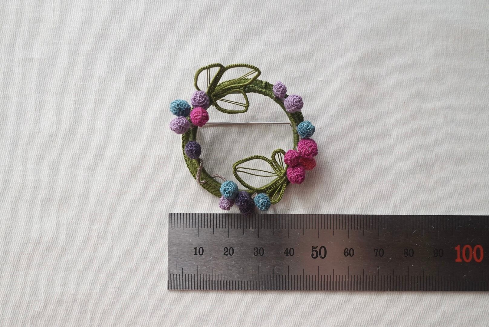 《限定》野葡萄のリースブローチ