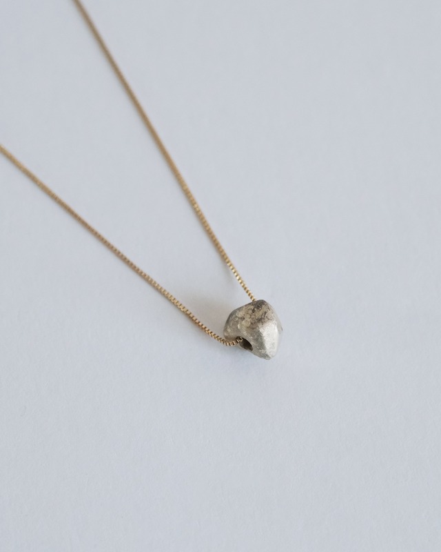 ネックレス01　K10ホワイトゴールド／REVERSE