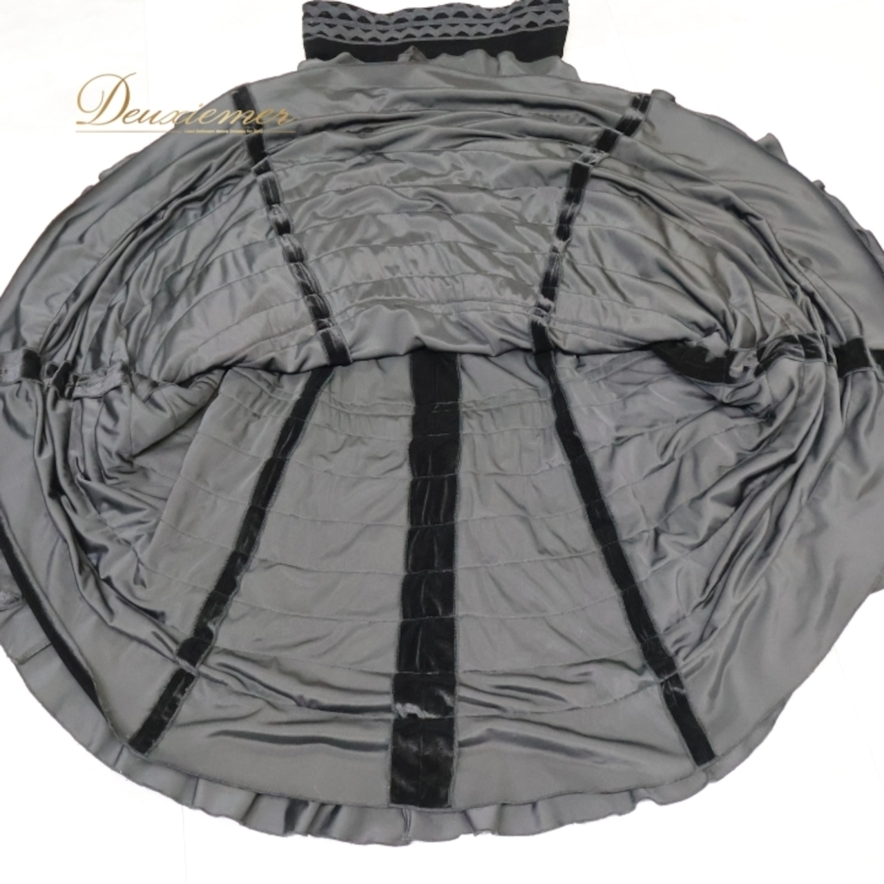 フラメンコ 衣装 マンサニージャ LOPEZ DE SANTOS ロペスデサントス Manzanilla ファルダ スカート ペチコート ベロア ボランテ フリル フレコ フリンジ 黒 ハイウエスト セット 高級感 ダンス パーティ 発表会 ブラック系 フランス製 ロングスカート ブラックドレス ベロア生地 豪華 フリンジ付き 踊り発表会 ファッションアイテム フォーマルコスチューム レディース