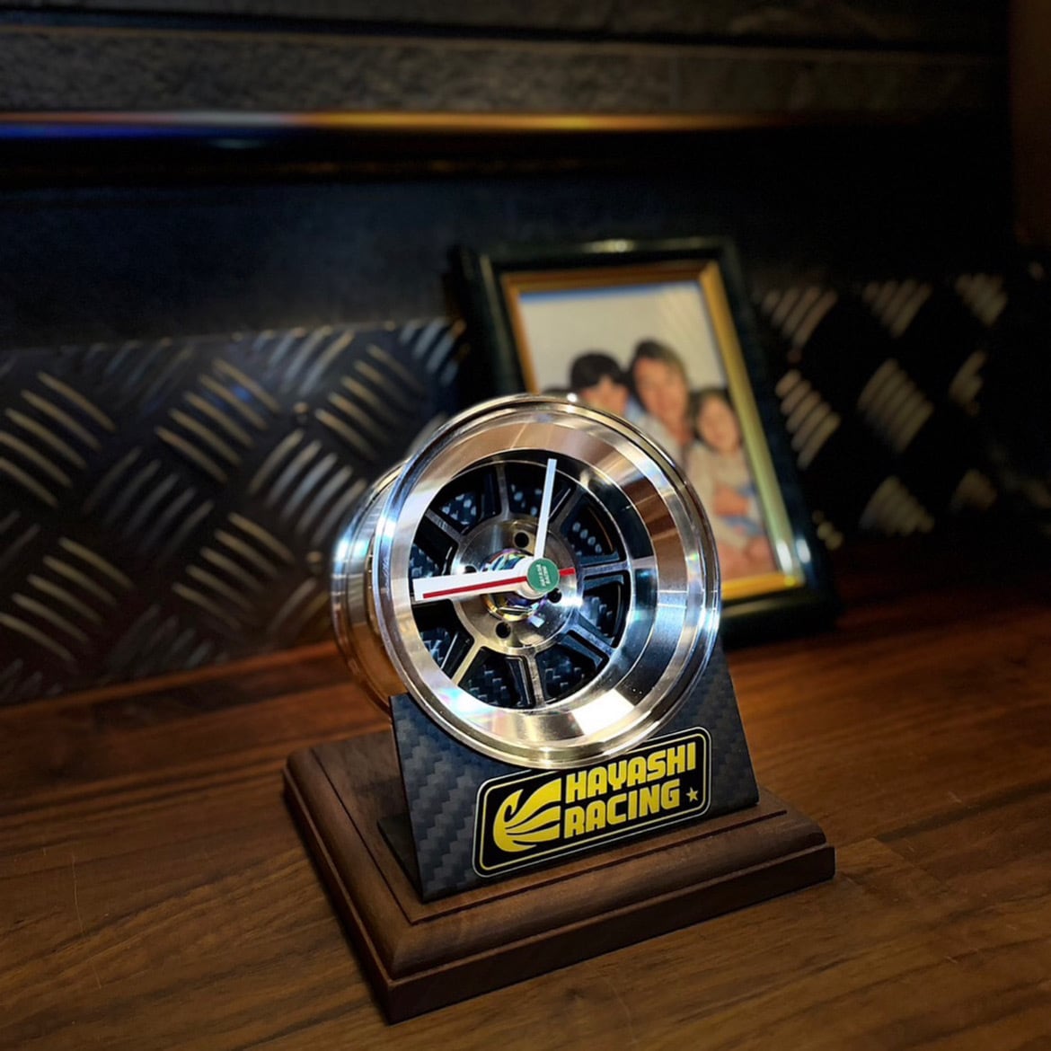 新品タイヤホイール時計 男性用の本物の3Dホイール付き防水時計,回転ホイール付き,360 ° 回転