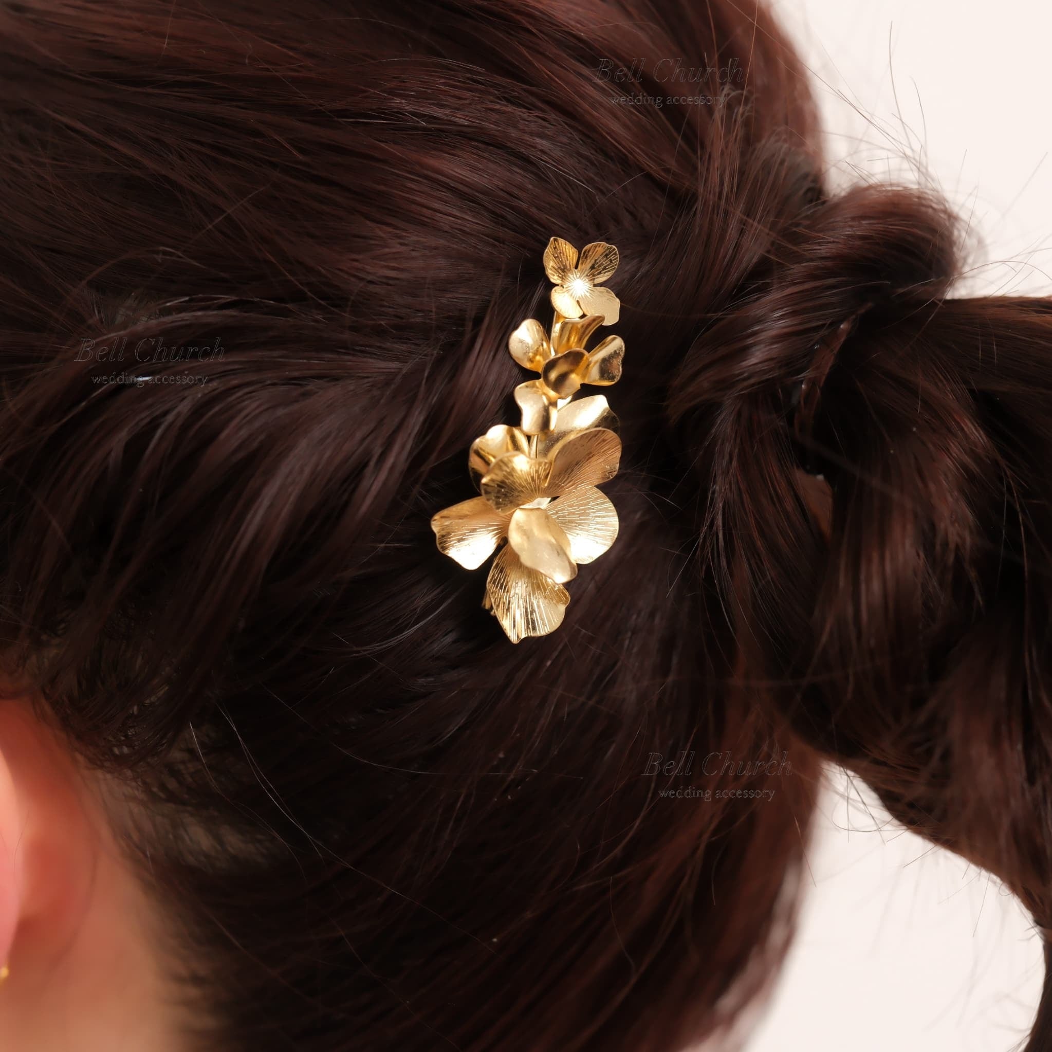 ブライダル ヘアクリップ フラワーお花 メタル ニュアンス ｜ゴールド