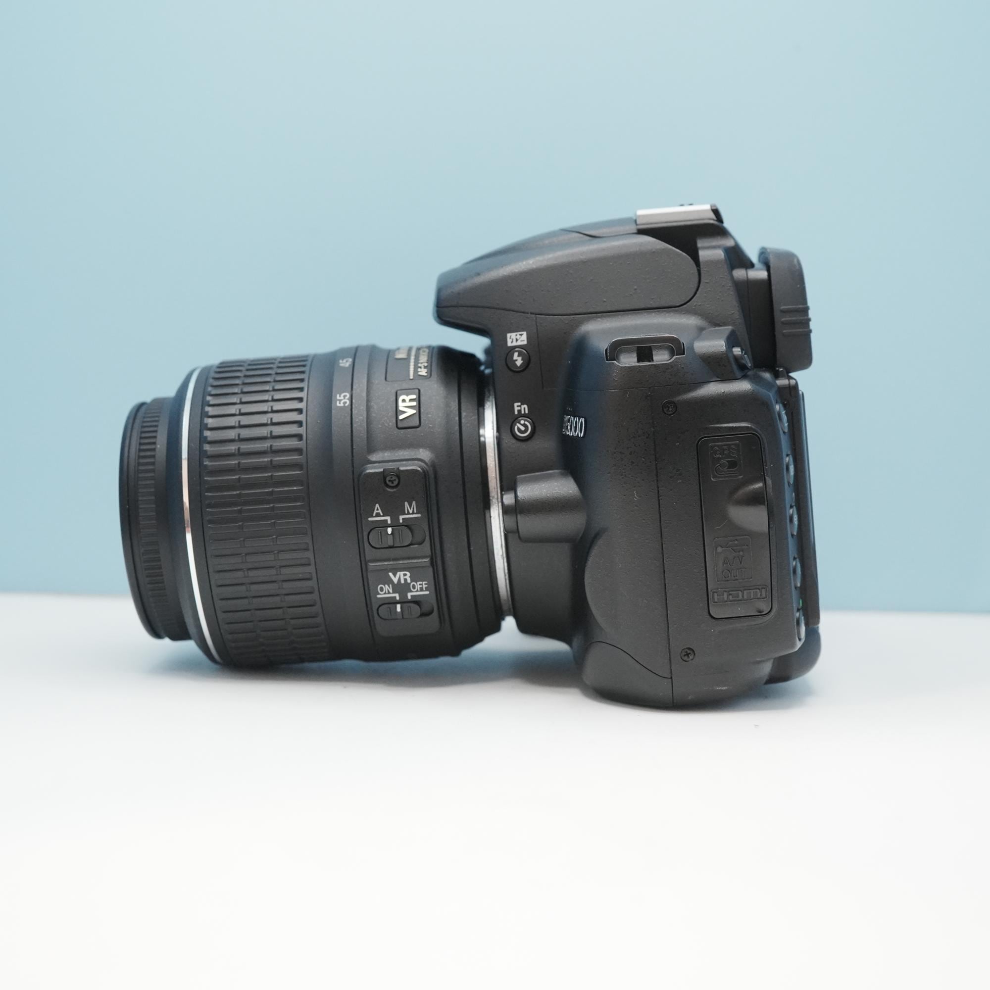 Nikon D5000 一眼レフ スマホ転送OK フルセット 美品 シロクマカメラ
