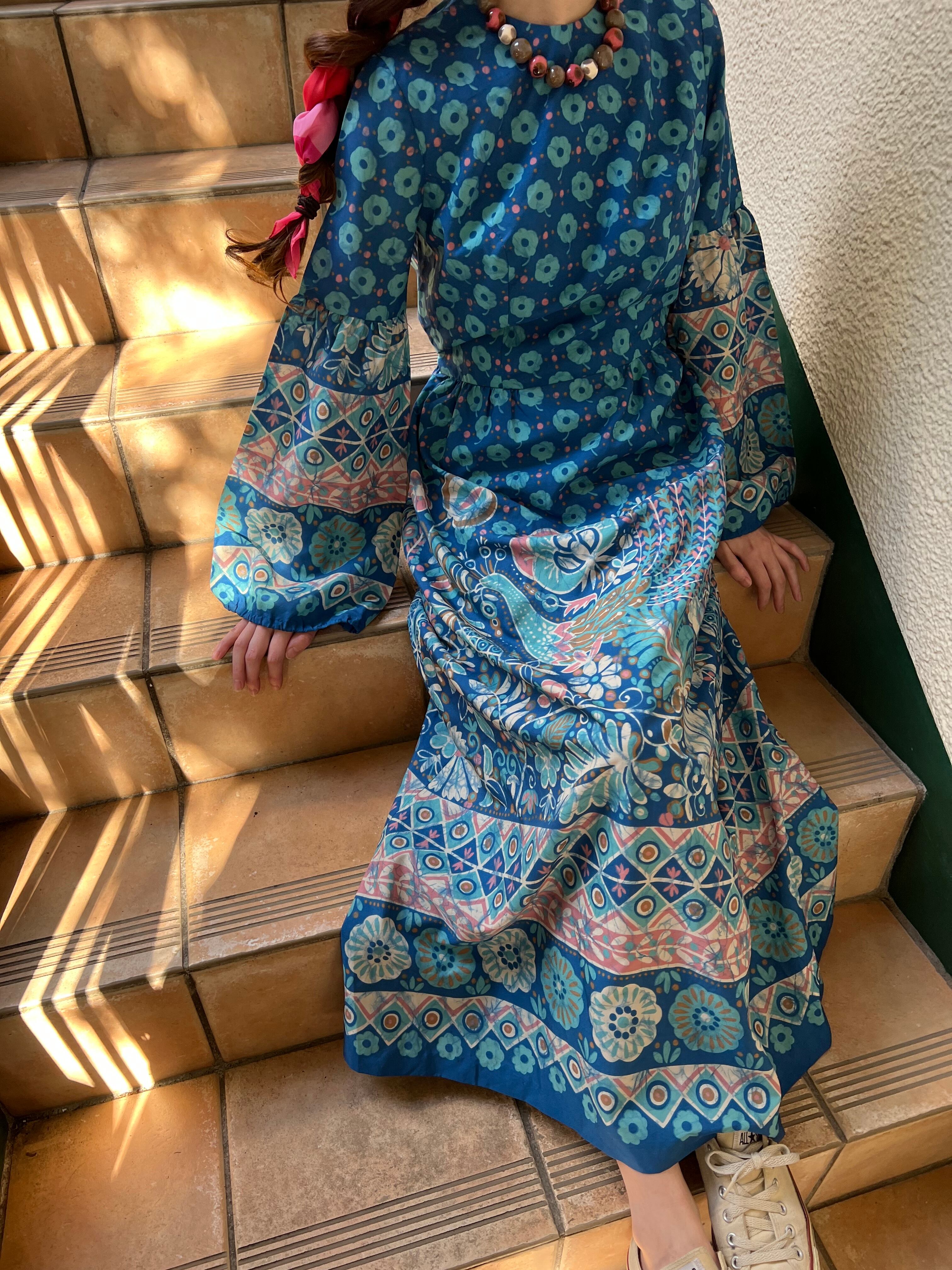 70s Blue Peacock Floral Long Dress ヴィンテージ ブルー 花柄 孔雀柄 ロング ワンピース Riyad Vintage Shop