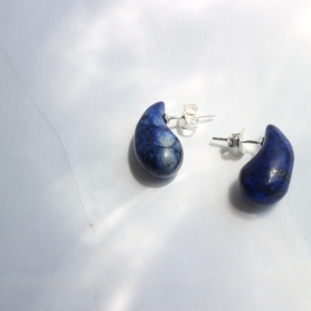 Drop lapis lazuli pierce