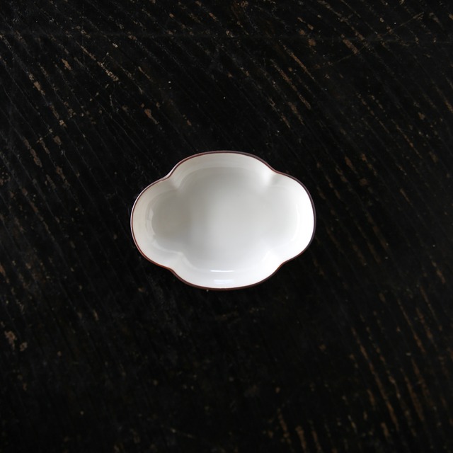 NOVEM - Kutani Pottery / ツバ型皿 S  (made in Japan)