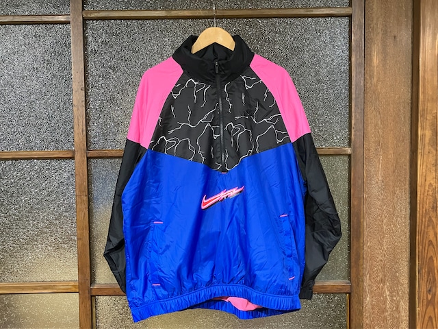 NIKE ELECTRIC ANORAK JACKET (BLACK/BLUE/PINK)