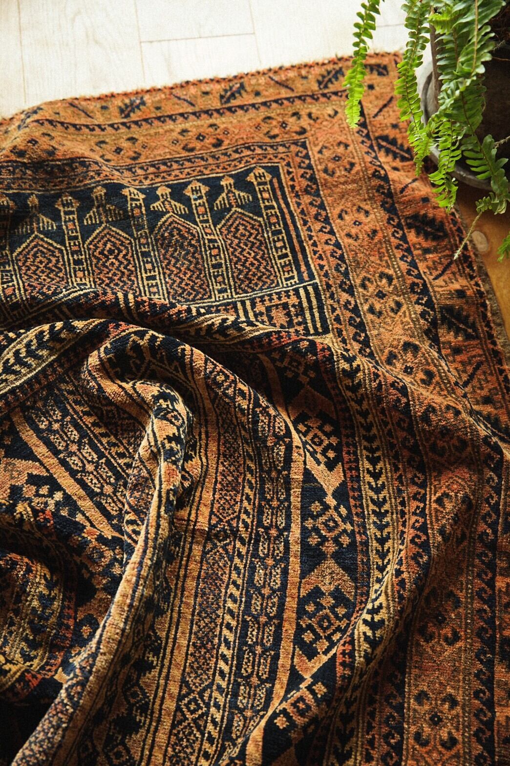 260 -Vintage Ali khoja rug