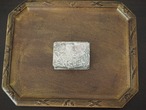 ブック型 Napier Co. シルバーのピルケース(キズあり) 画像1