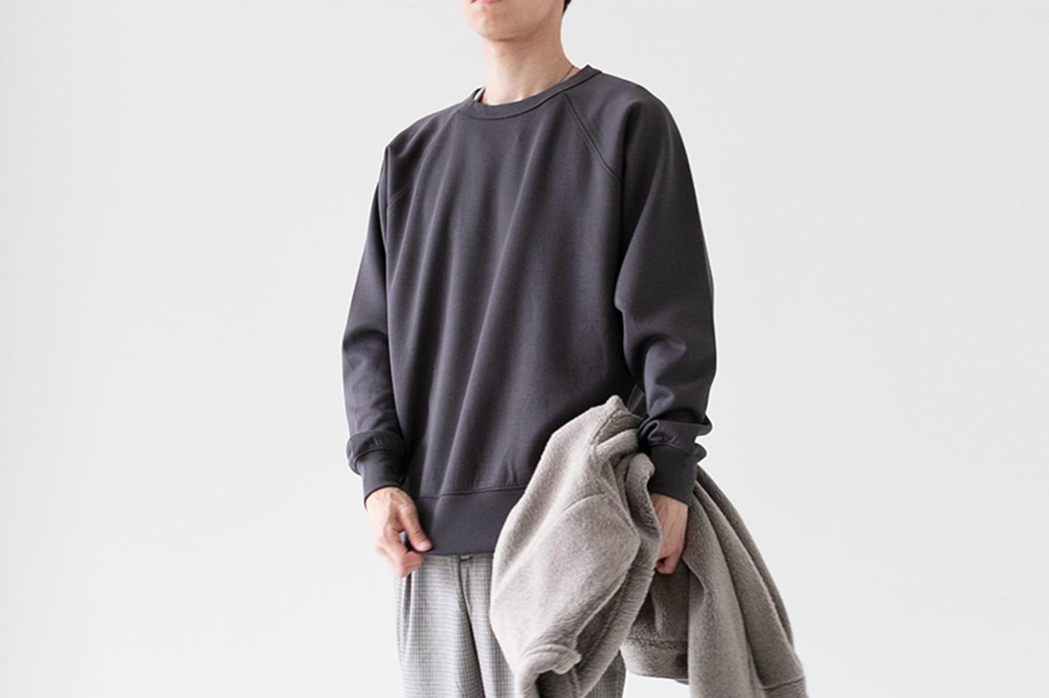 ストレッチライトポンチ - ラグランスリーブプルオーバー