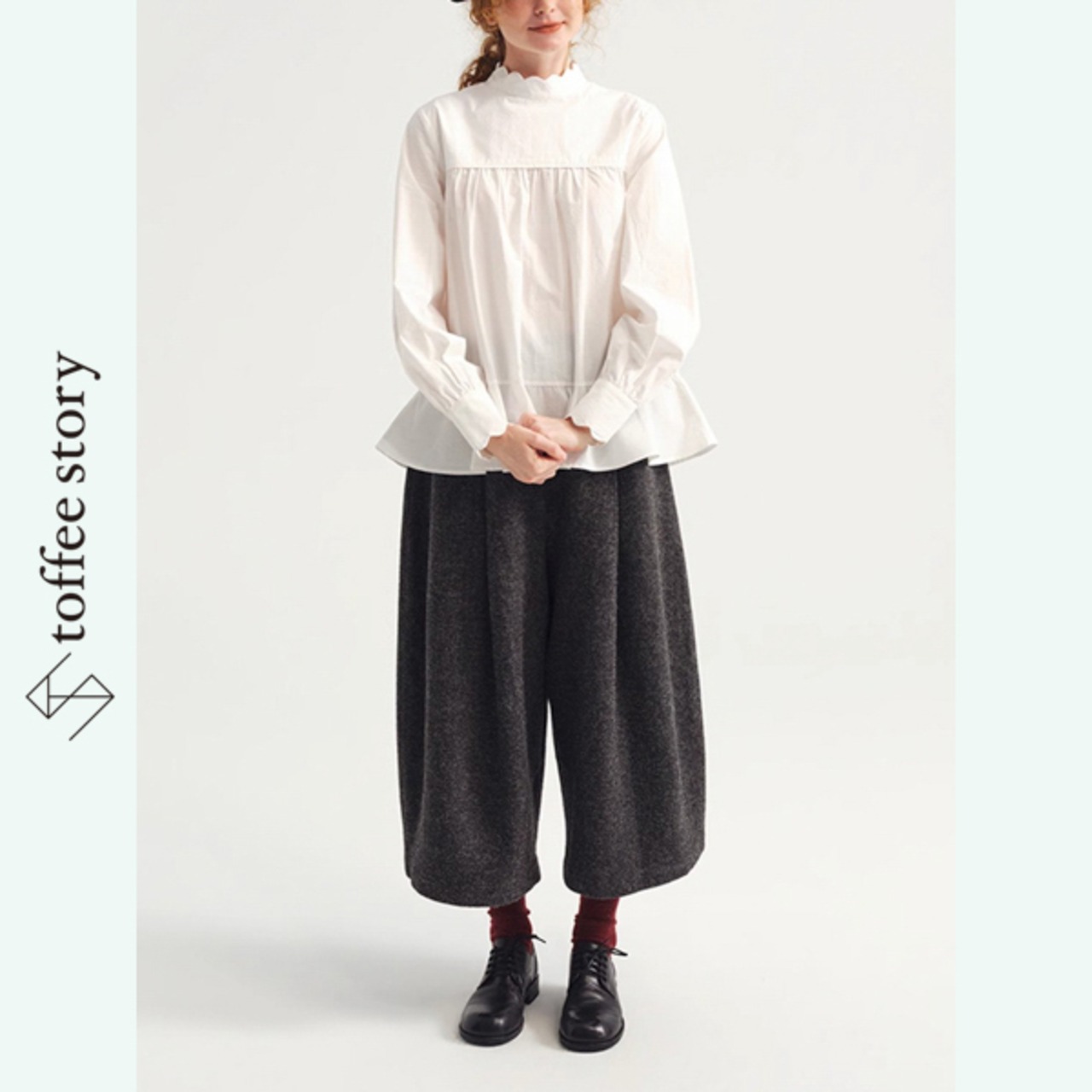 綿雪の朝に咲く、花びらブラウス《P0312》