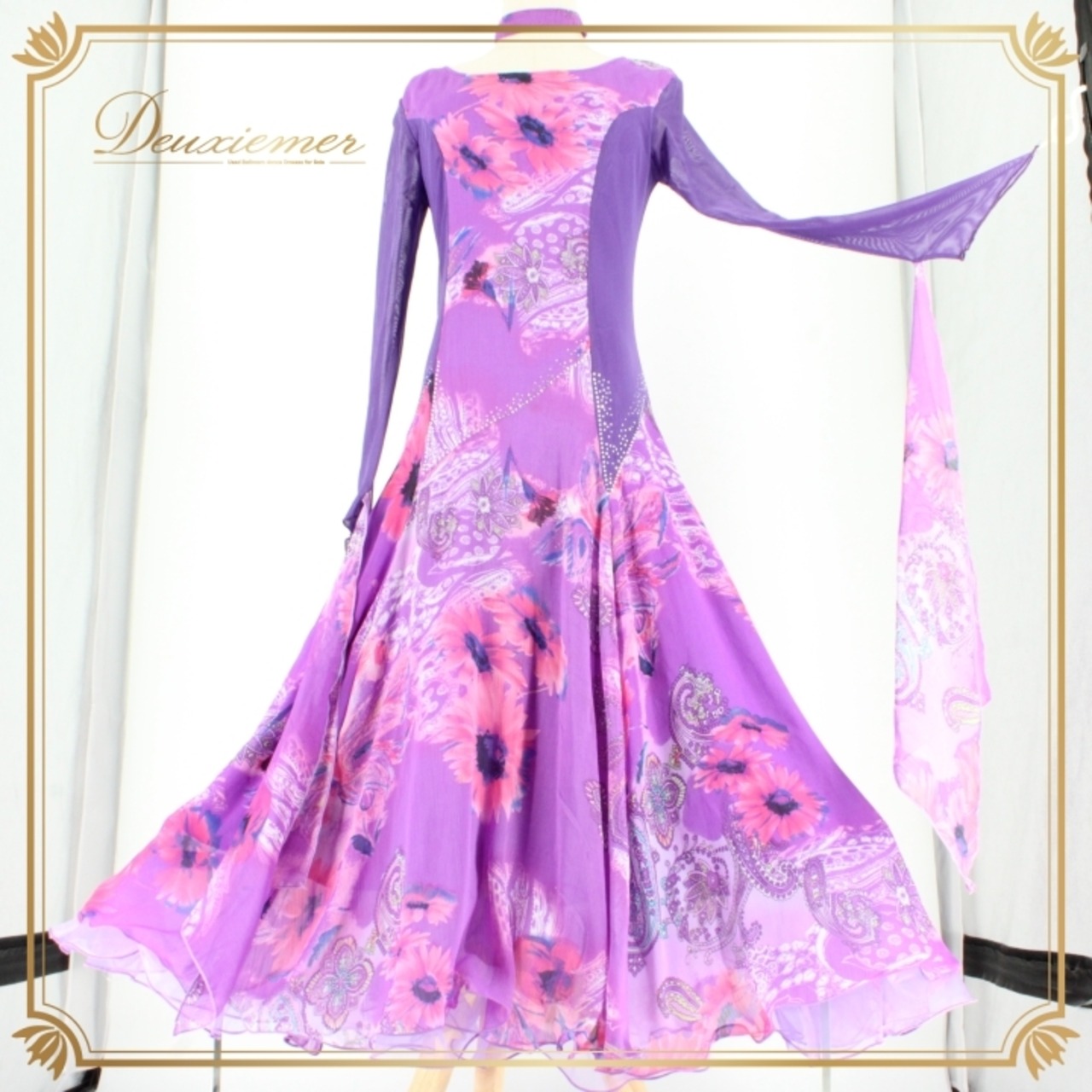 社交ダンス 衣装 スタンダード ドレス ワンピース パーティドレス ラインストーン ICHIOKU イチオク 紫 パープル系 フロート 長袖 花柄 社交ダンス衣装 パーティードレス 舞台衣装 光沢素材 二重スカート 軽やか シルエット ラインストーン付き フロートデザイン 機能性ドレス 可愛いデザイン 花柄プリント 衣装サイズ 美しいカラー ダンス用ドレス 華やか レディース 柔らかい素材 年齢問わず ディスコ衣装 競技用ドレス