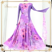 社交ダンス 衣装 スタンダード ドレス ワンピース パーティドレス ラインストーン ICHIOKU イチオク 紫 パープル系 フロート 長袖 花柄 社交ダンス衣装 パーティードレス 舞台衣装 光沢素材 二重スカート 軽やか シルエット ラインストーン付き フロートデザイン 機能性ドレス 可愛いデザイン 花柄プリント 衣装サイズ 美しいカラー ダンス用ドレス 華やか レディース 柔らかい素材 年齢問わず ディスコ衣装 競技用ドレス