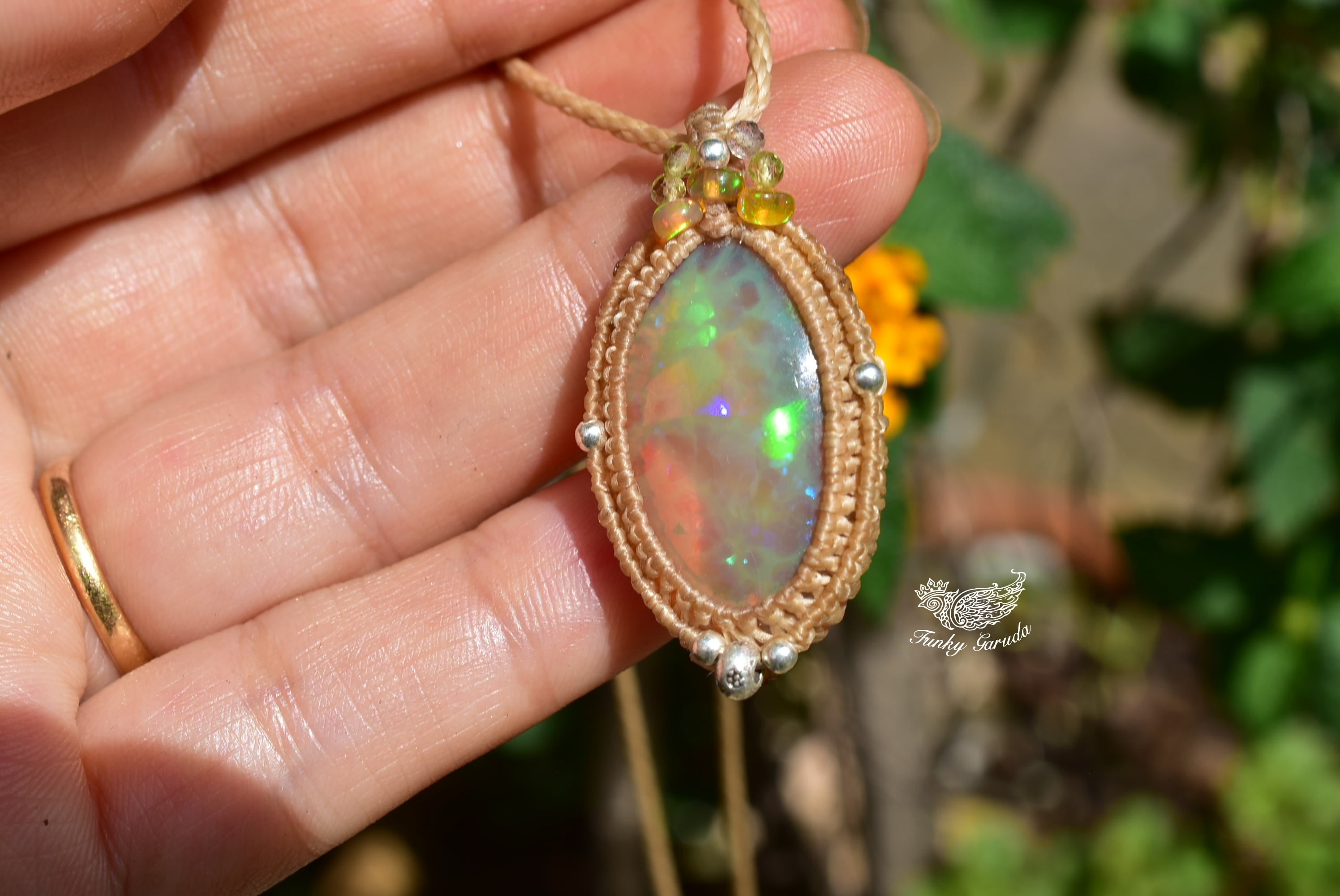 超大粒ハニカム・オパール35.37ct