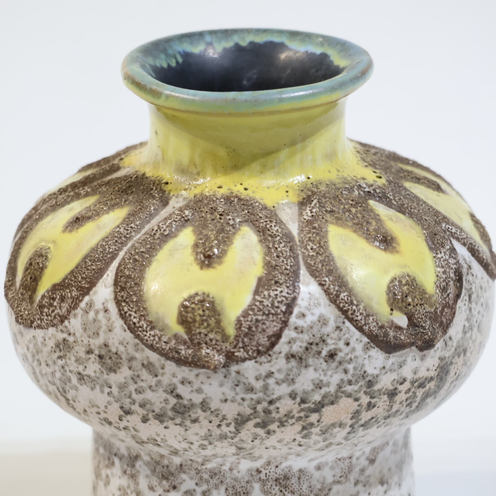 VEB Haldensleben-- 15.2cm | Fat Lava & German Art Pottery