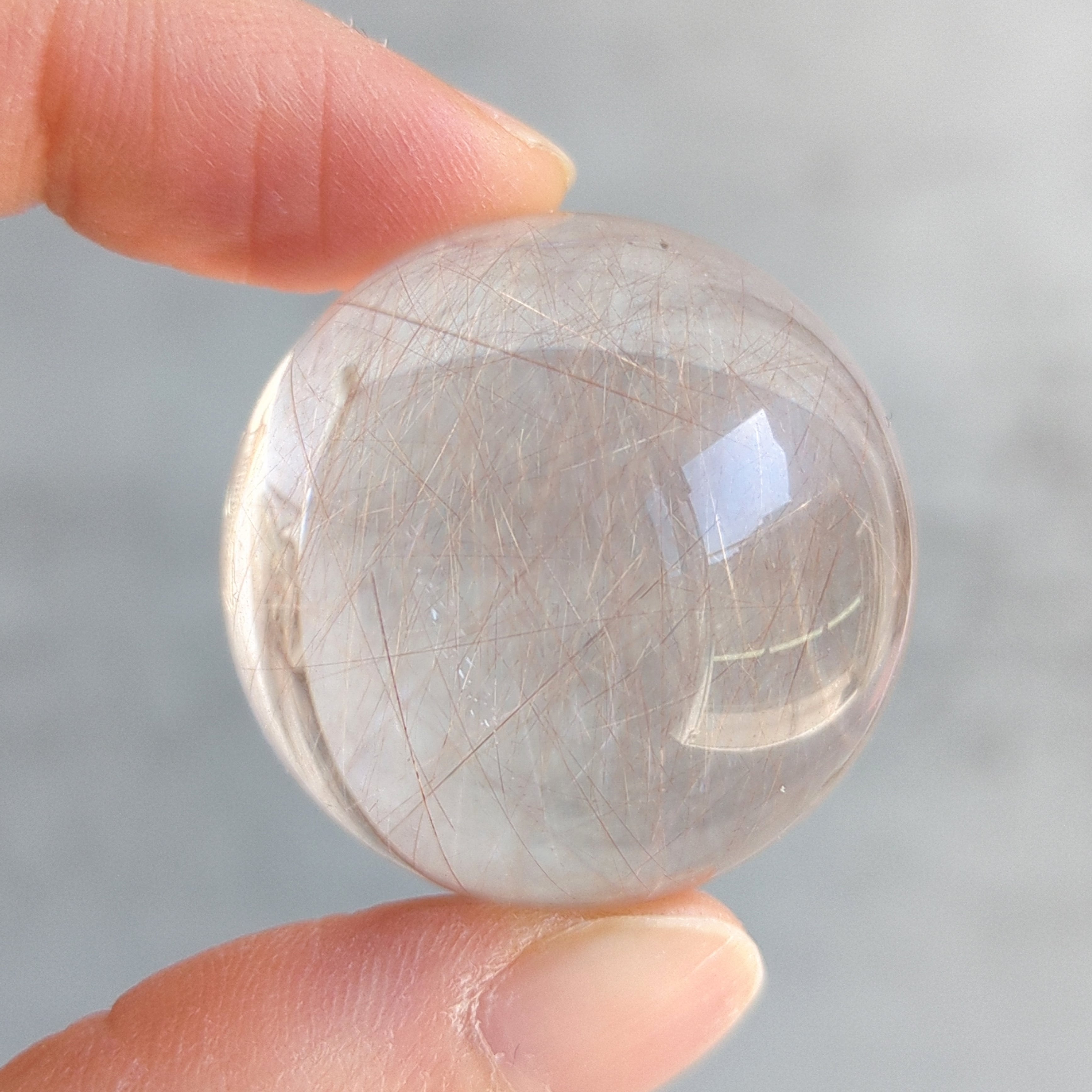 ブラジル産ピンクラビットヘアインクォーツのスフィア Φ31mm | ほし