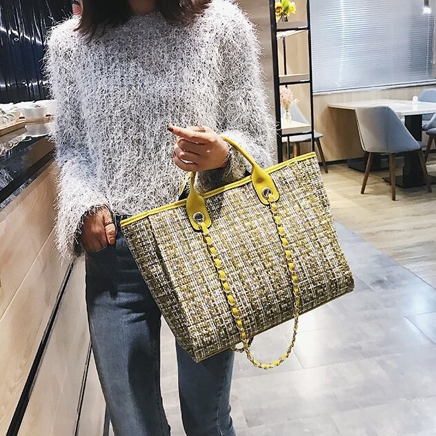 バッグ カバン 鞄 レディース レディースバッグ トートバック ショルダーバッグ チェーン ツイード 仕事用バッグ 便利 大容量 収納 多収納 2way 高見え 格上げ 大人可愛い おしゃれ お洒落 レトロ エレガント 存在感 無地 軽量 20代 30代 40代 高級感 OL ビジネス オフィス 通勤 学生 通学 デート お出かけ 休日 旅行 デイリー 普段使い 韓国 韓国系 送料無料 ファッション コーデ オールシーズン ブラック ネイビー ブラウン イエロー ワンサイズ