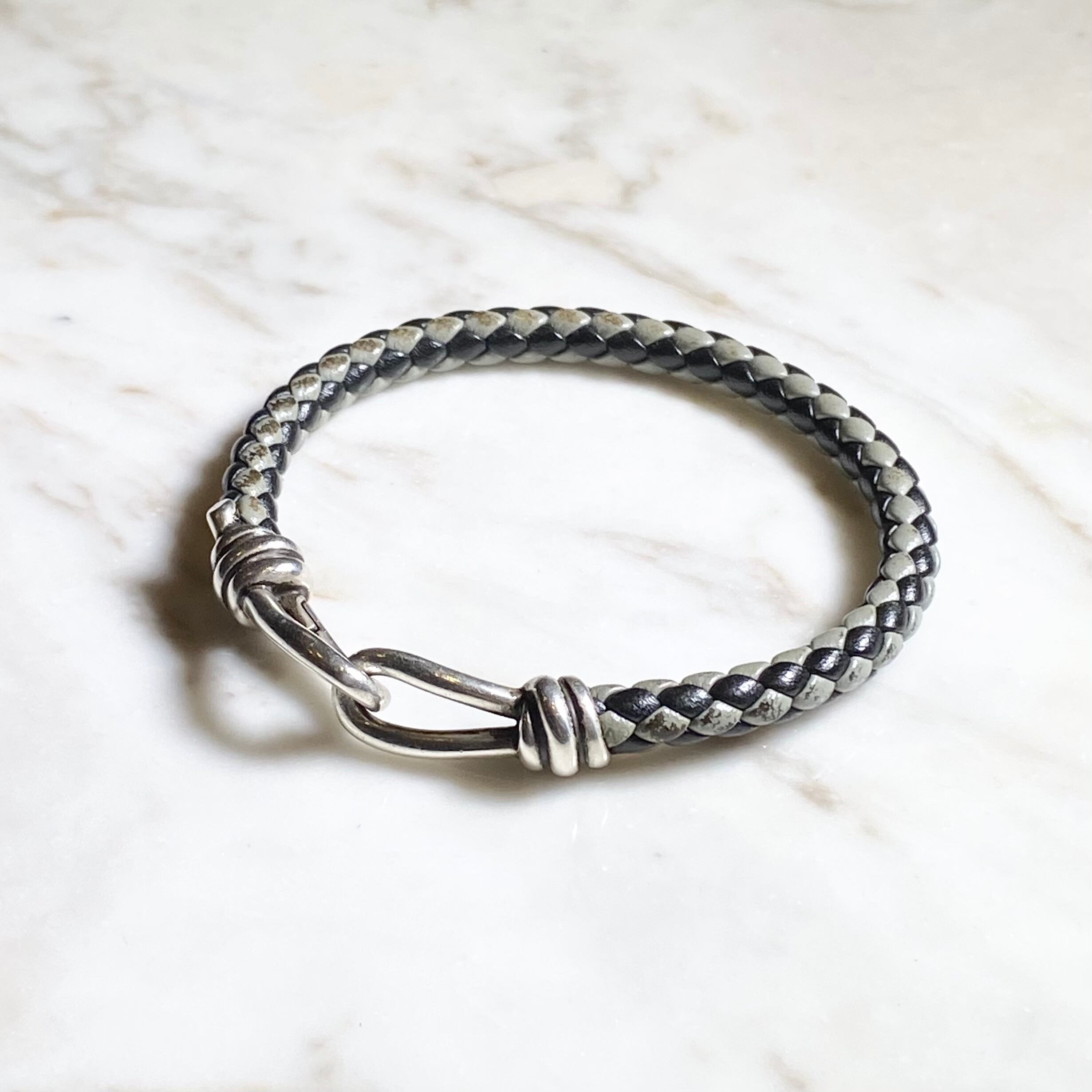 TIFFANY silver×leather bracelet “knot single braids” | NOIR ONLINE