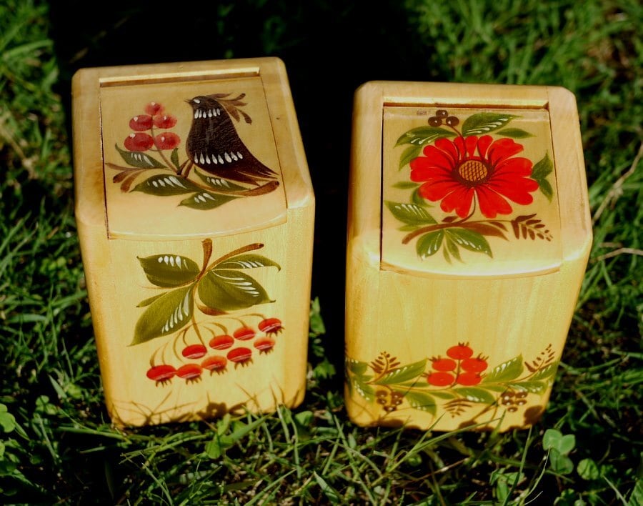 蓋つき木箱2個 バウエルンマーレライ トールペイント フォークアート