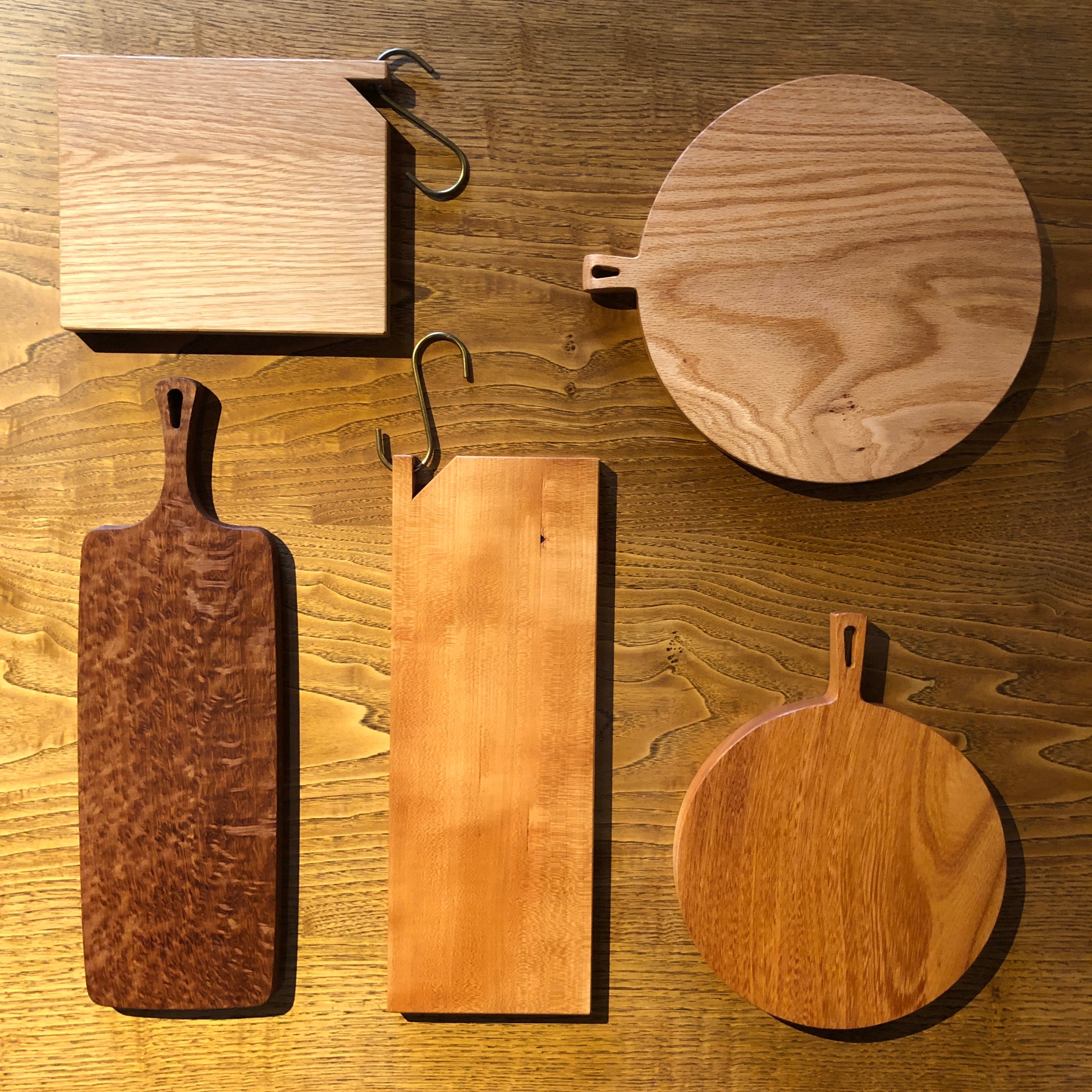 カッティングボード(丸） ケヤキ材 | GOODWOOD WORKS