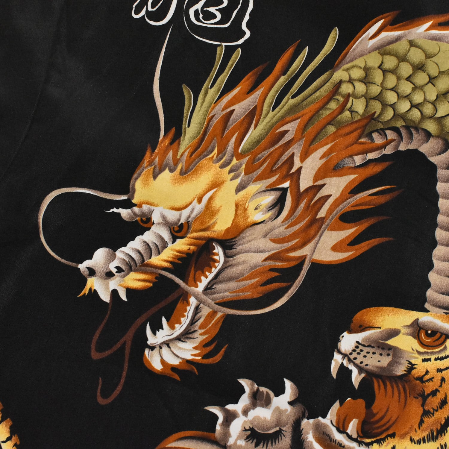 90s L.A.Beat doragon & tiger poly shirt | 古着屋 grin days memory
