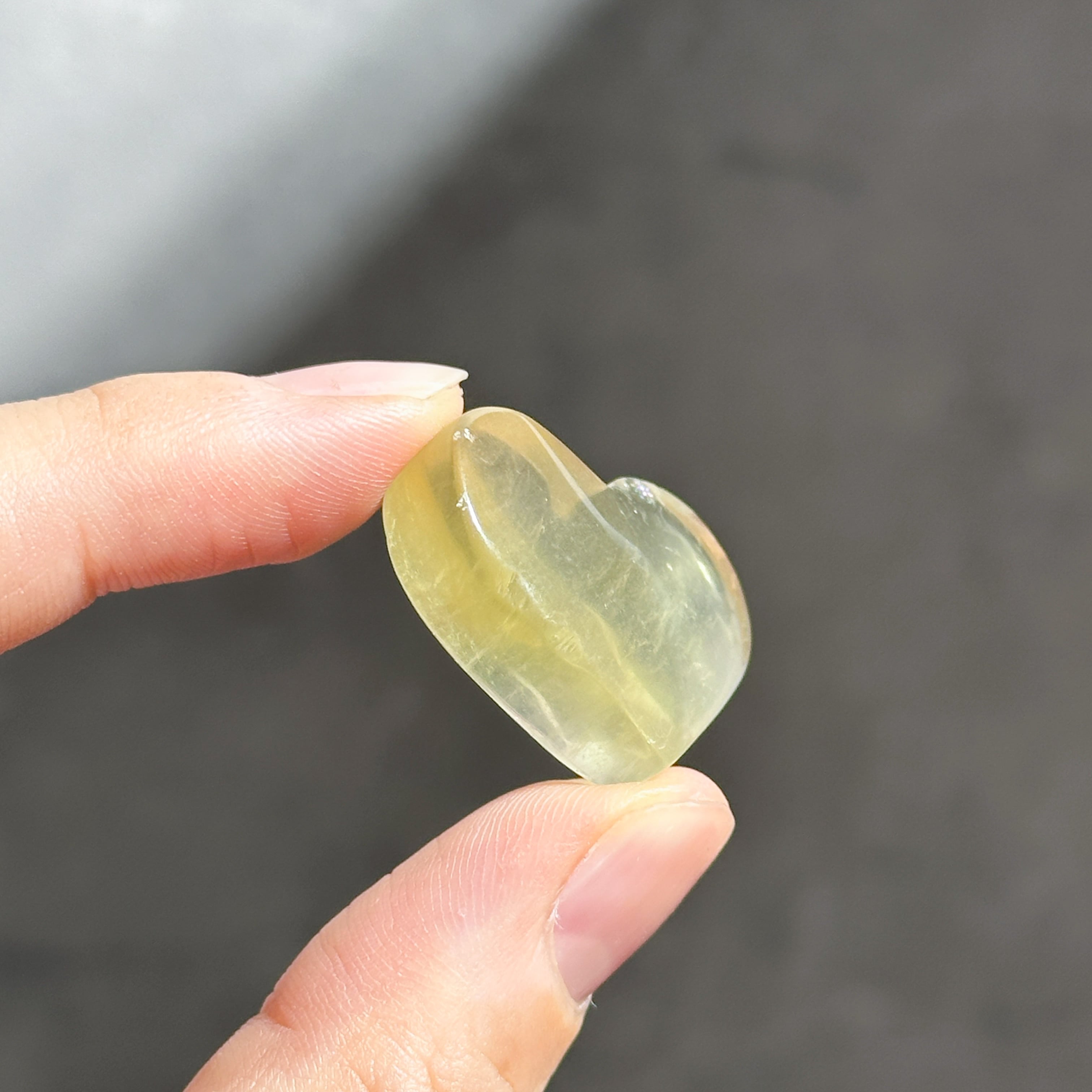 レインボーフローライト ハート25◇ Rainbow Fluorite ◇天然石・鉱物