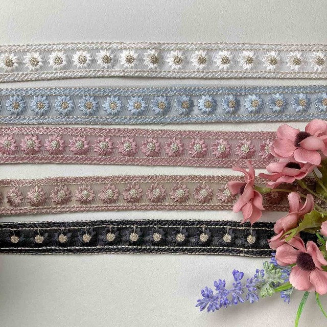 ワントーンギザギザ花のインド刺繍チュールレース（50cm〜）