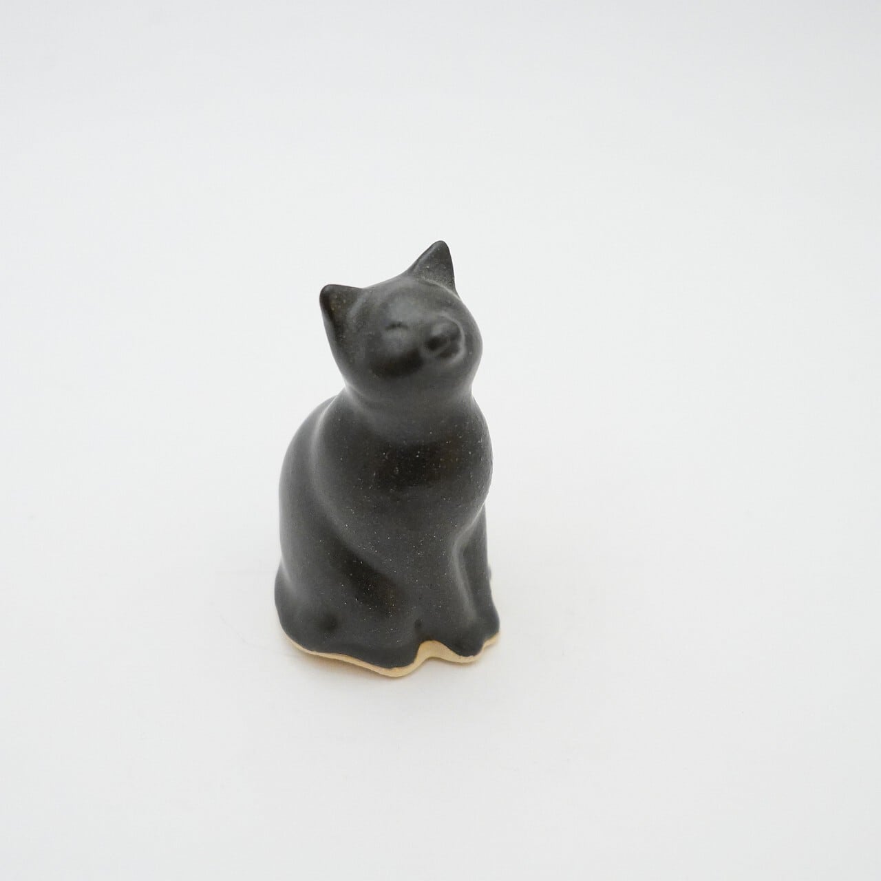 【カイトアヤキ】にゃり 座り猫 黒猫