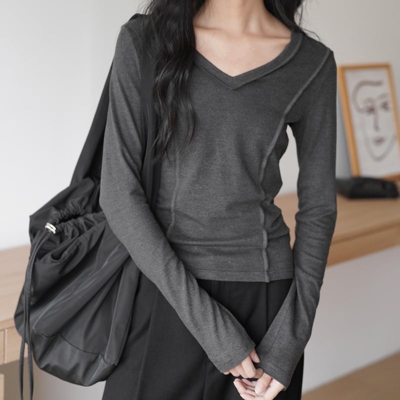 Vneck seam line tops 2 colors V2669