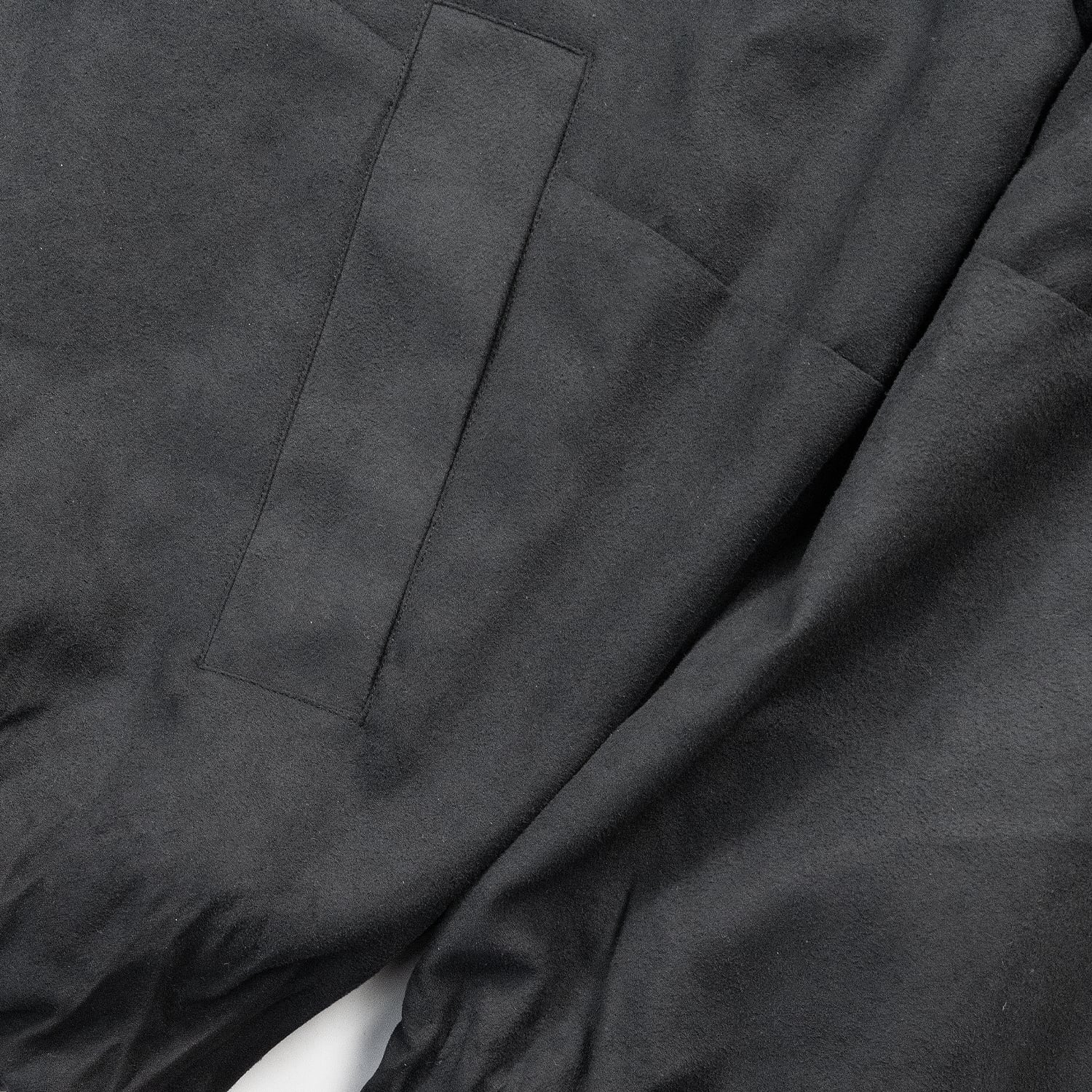 UNEEK BASEMNT - Discover independent style.