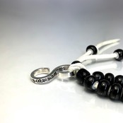 LEATHER BRACELET WHITE HEART BEADS [BLACK] / レザーブレスレット ホワイトハート・ブラック