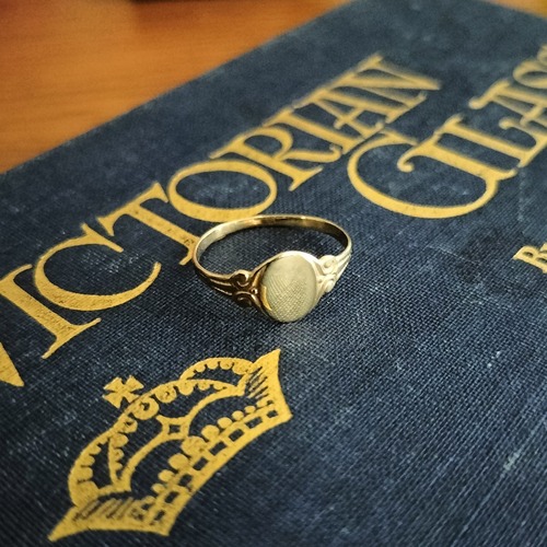 Antique 10ct Gold Signet Ring