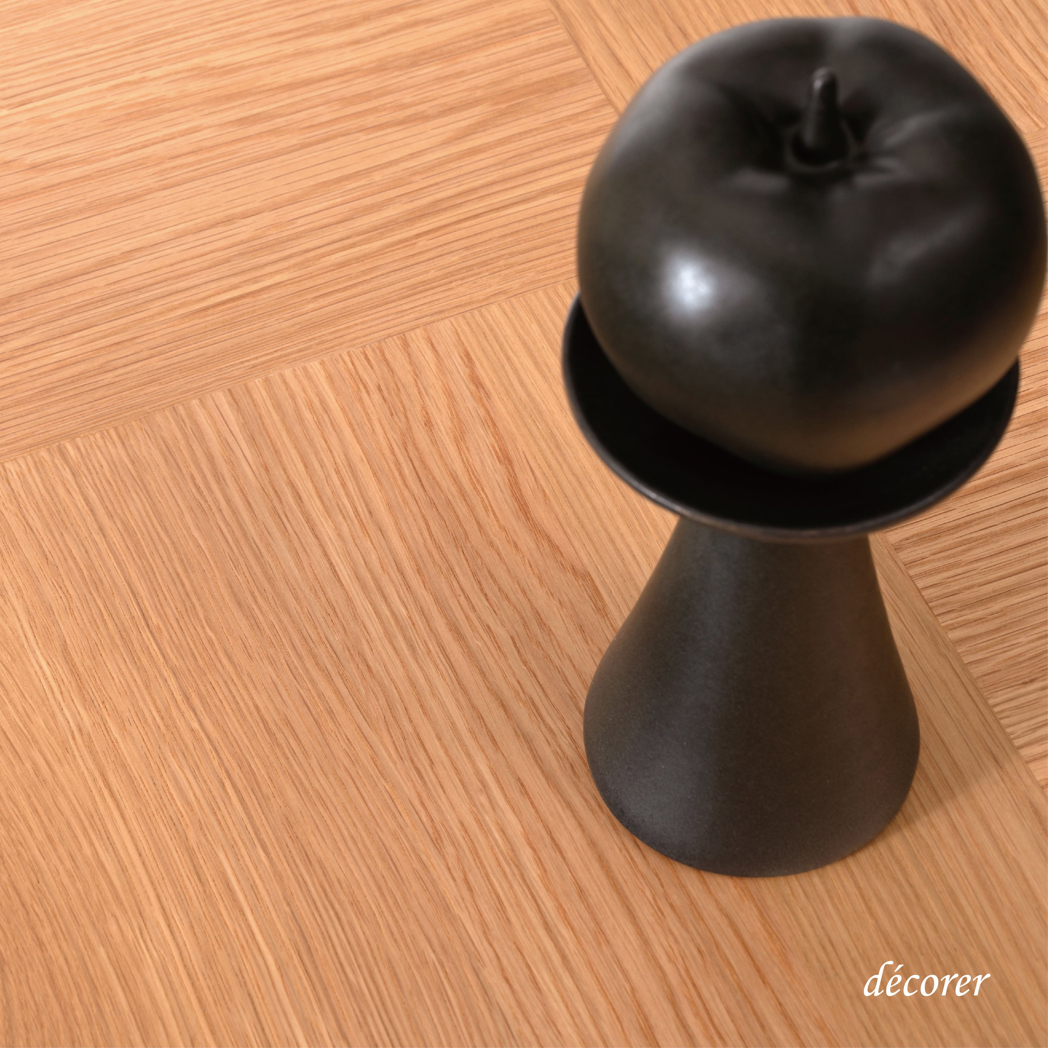 Oak round table No.05 | DÉCORER