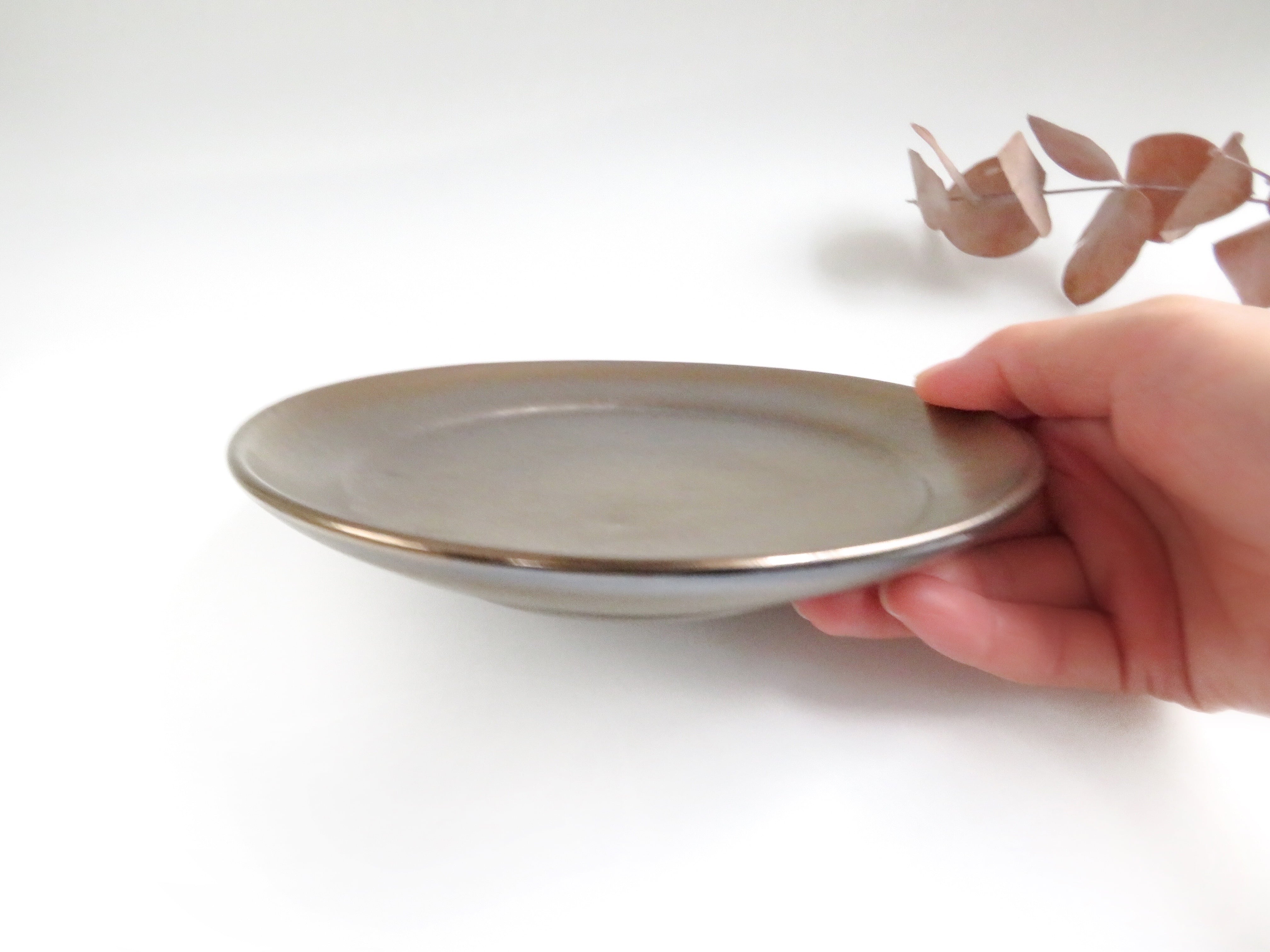 佐渡 無名異焼の黄金皿： | ゆきのこうげい