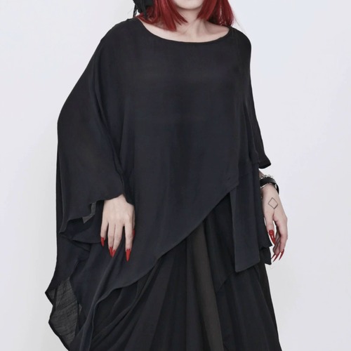 Asymmetric layered sheer top C1545